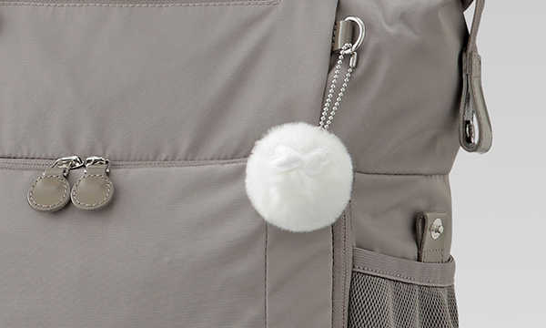 Comes with Kanana travel charm