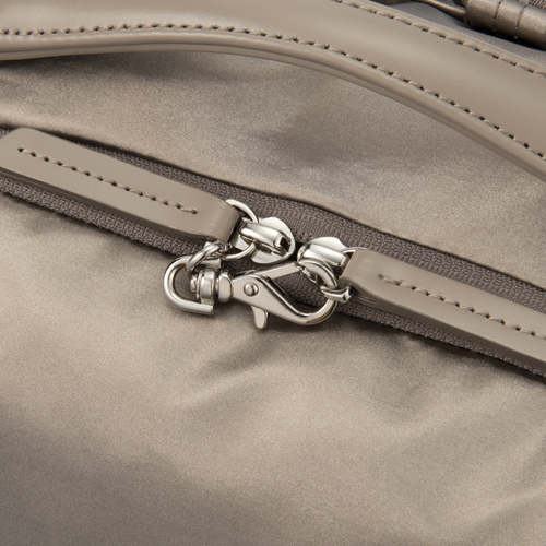 チェストベルト